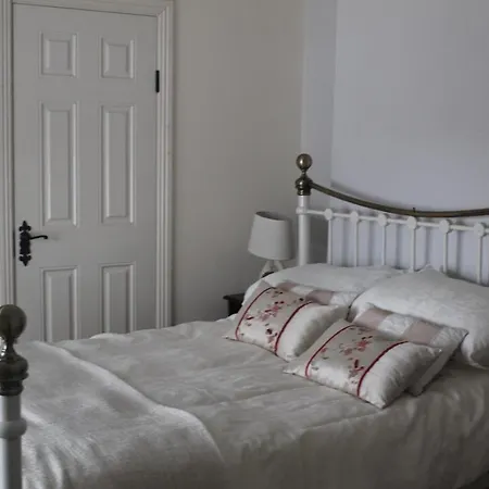 Arnestown Wellingtonbridge