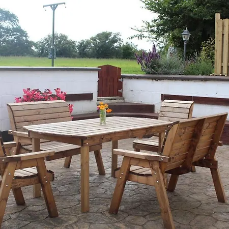 Arnestown * Wellingtonbridge