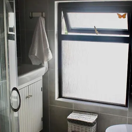 Arnestown * Wellingtonbridge